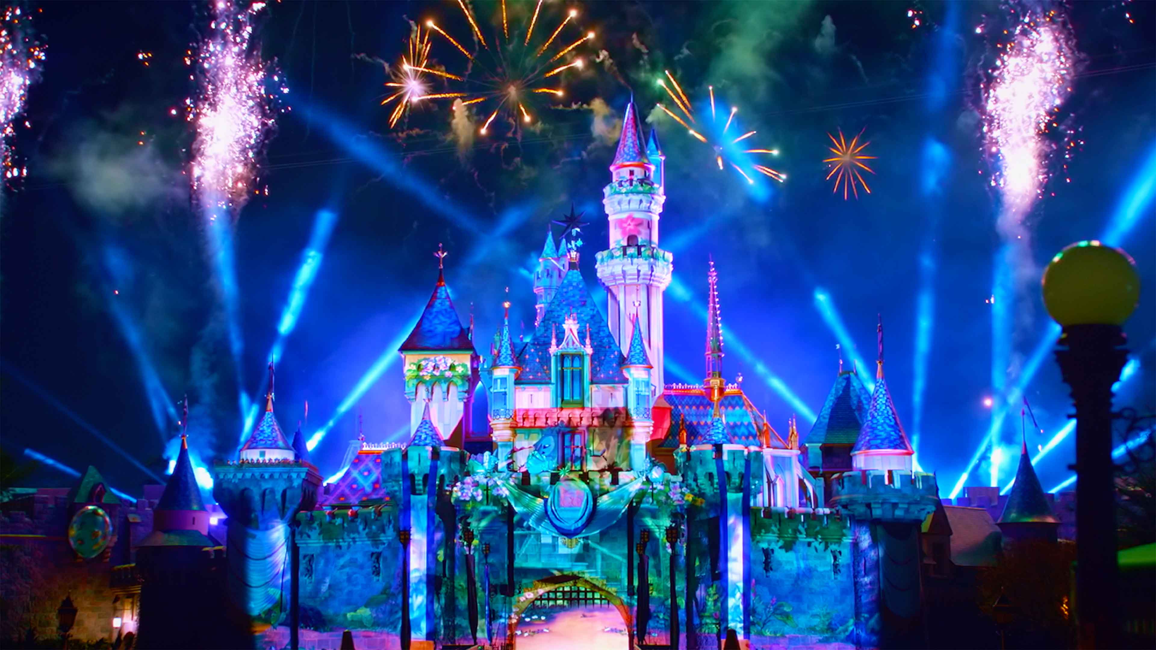 『ディズニーランド70周年：The Happiest Story on Earth』