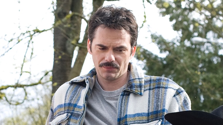 A still image of Billy Burke as Charlie Swan.