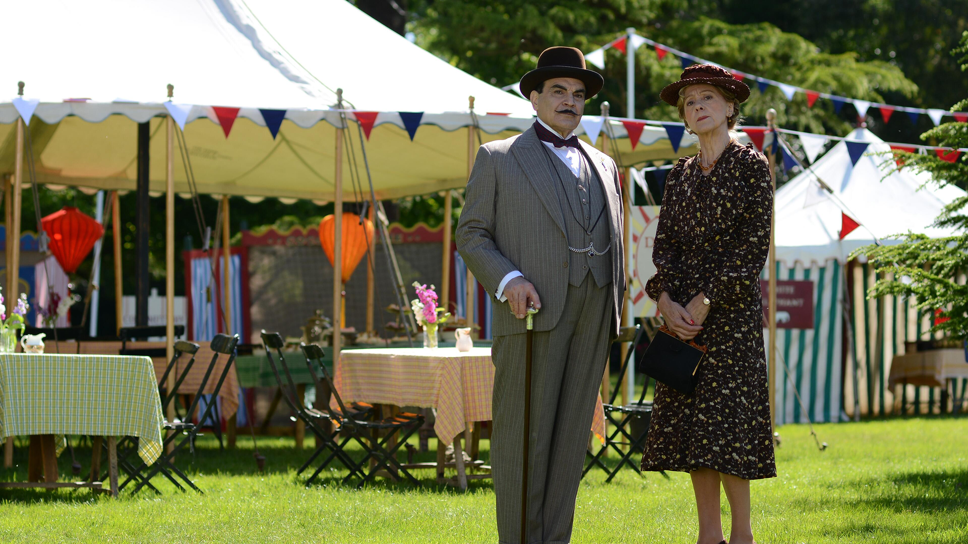 Still from Agatha Christie's Poirot, specifically from the episode "Dead Man's Folly" featuring Hercule Poirot (David Suchet) at a fair.
