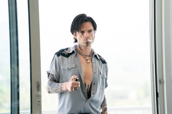 Still image from Pam &amp; Tommy featuring Sebastian Stan as Tommy Lee