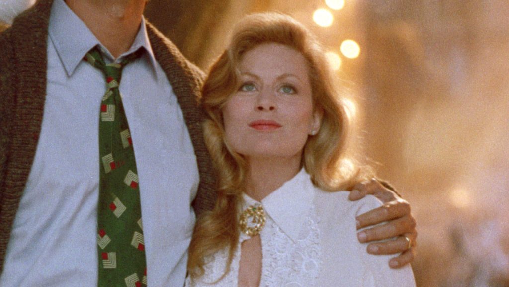A still image of Beverly D’Angelo as Ellen Griswold in Christmas Vacation.