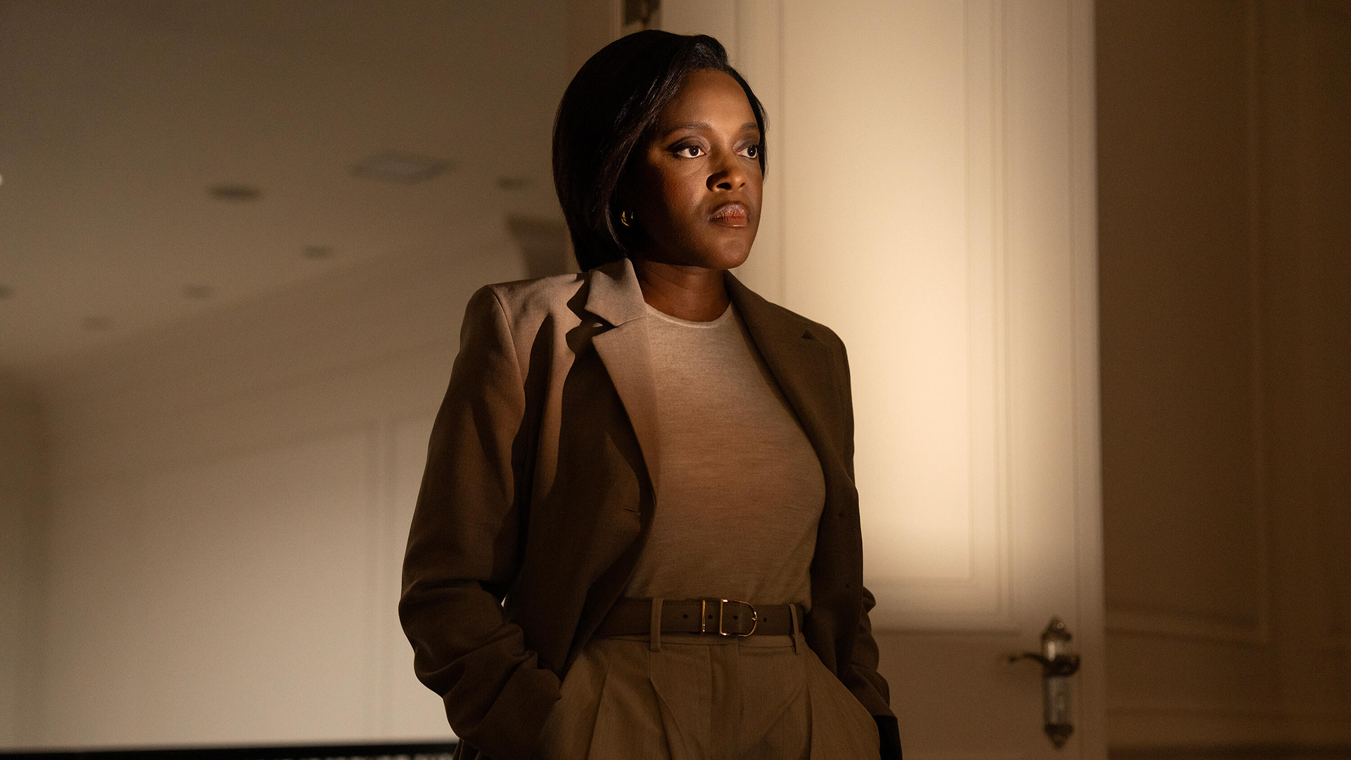Agent Nicole Robinson (Krys Marshall) in Paradise Season 2, Hulu