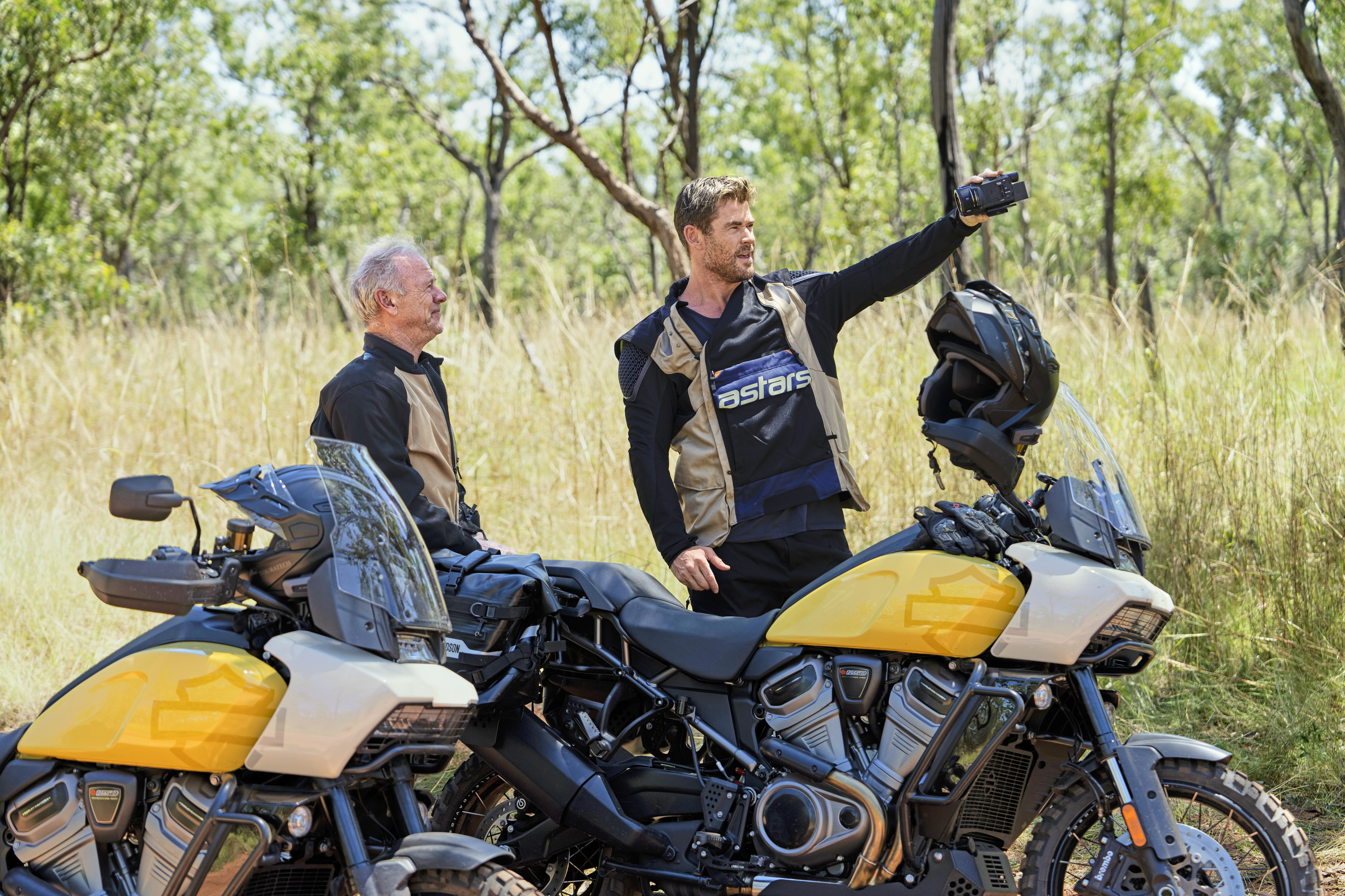 In this intimate film, Chris goes on a road trip with his dad, who’s recently had an Alzheimer’s diagnosis, hoping to rekindle forgotten memories. (Credit: National Geographic/Craig Parry)