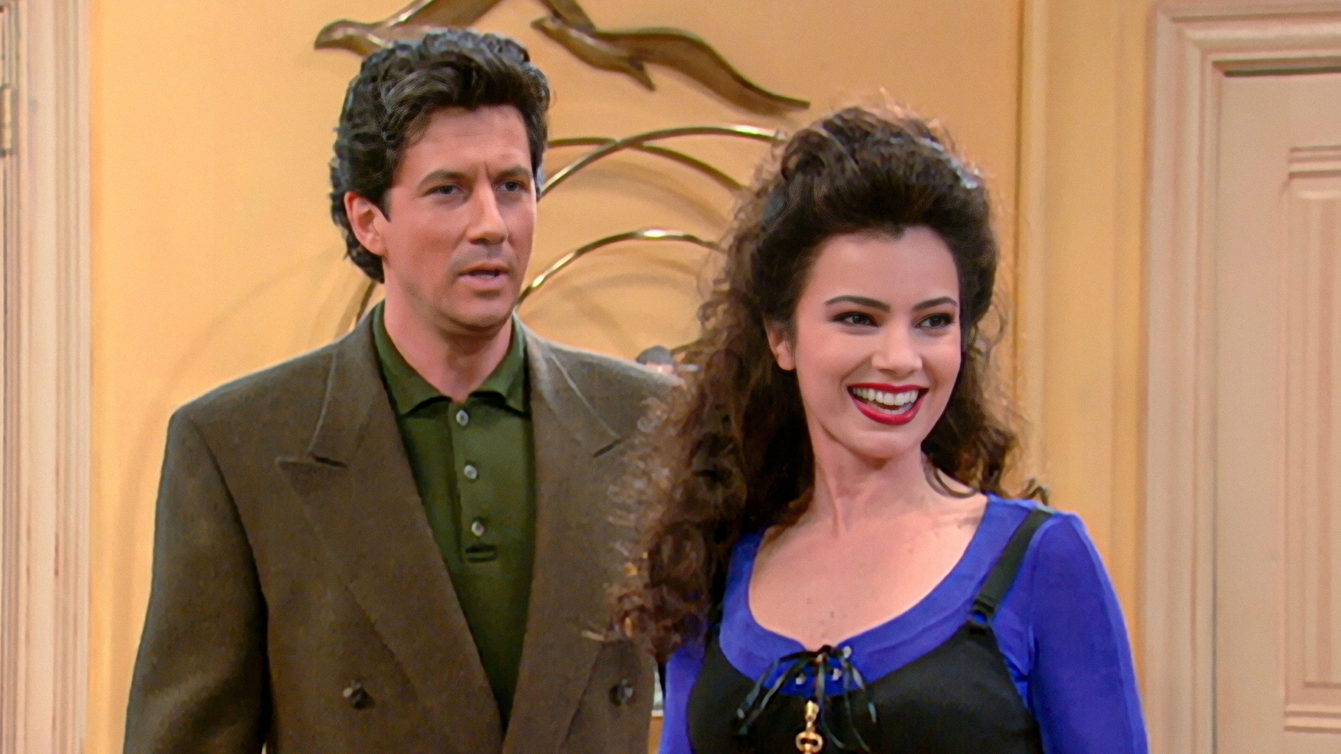Charles Shaughnessy as Maxwell Sheffield and Fran Drescher as Fran Fine in the pilot episode of the sitcom The Nanny.